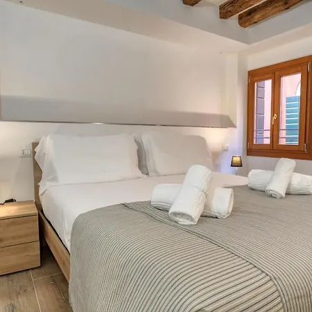 Ecco Suites Apartments Venice Exterior photo